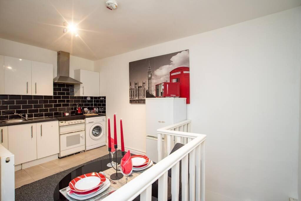 Watford Central Serviced Apartments ภายนอก รูปภาพ